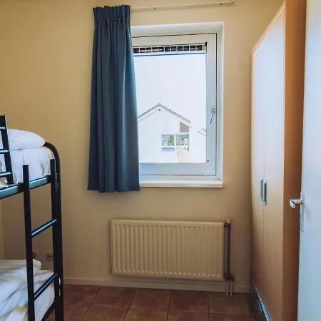 Apartmán De Meerparel-8 *